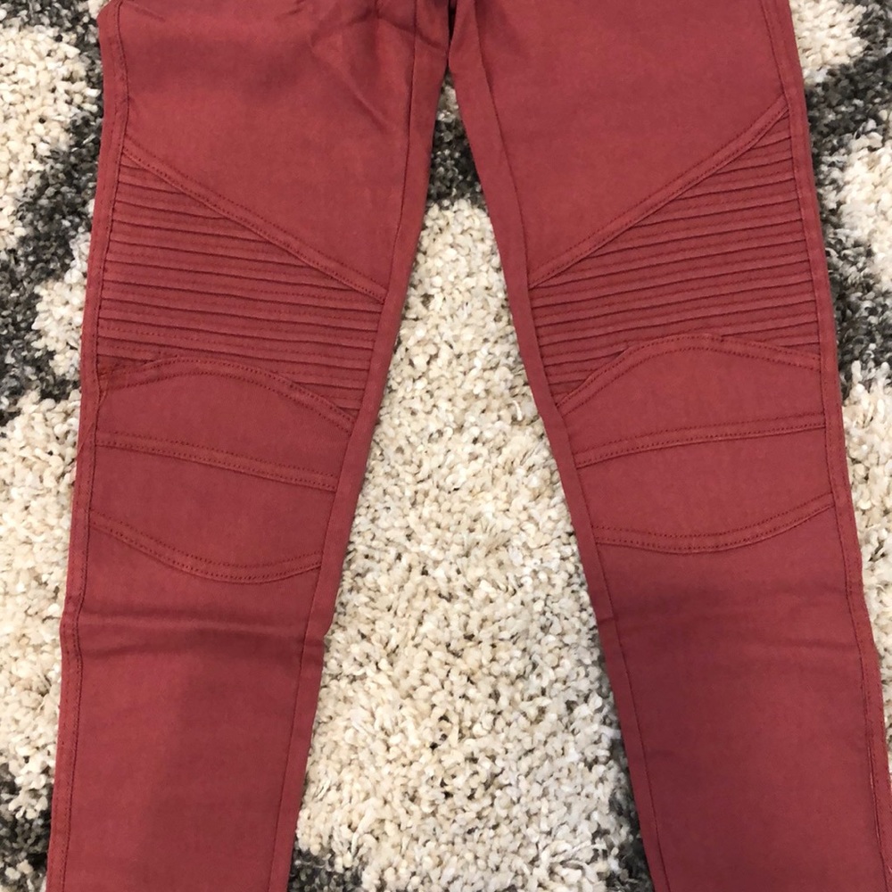 MOTO STYLE LEGGINGS - Picture 2 of 3
